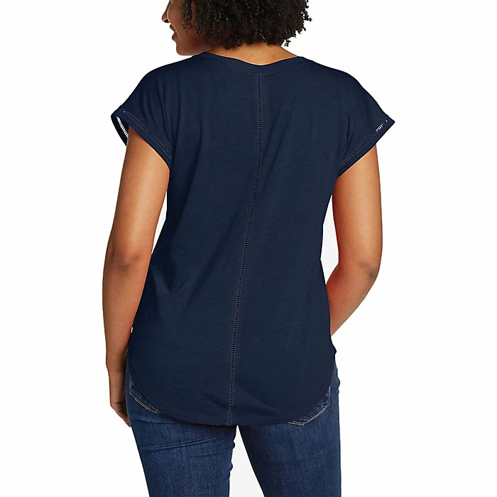 Eddie Bauer Travex Women's Gate Check SS V-Neck Ladder Stitch Tee 4 Eddie Bauer Travex Women's Gate Check SS V-Neck Ladder Stitch Tee - Image 2